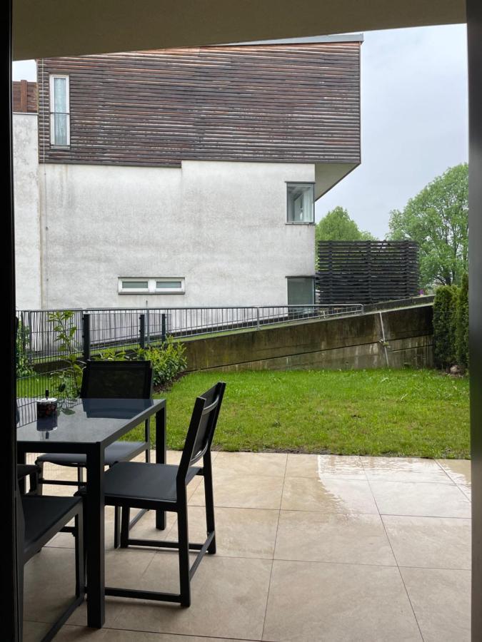 Gartenwohnung Mit Terrasse Und Parkplatz Graz Exterior foto